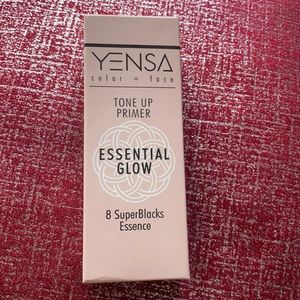 Tone up Primer YENSA color + face 8 SuperBlacks Essence